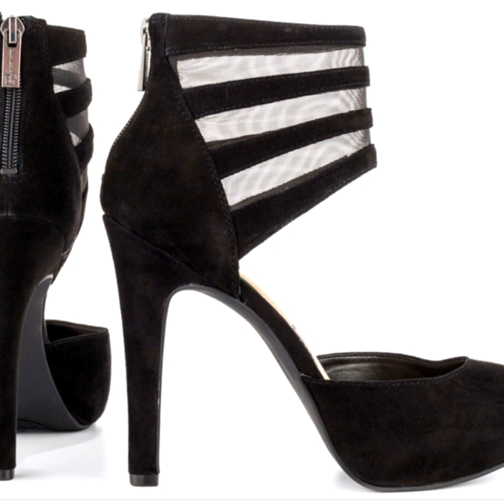 Jessica Simpson Black Heels Sz: 6